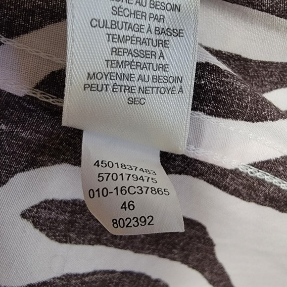 Chicos Sz 2 Large Effortless Gabrielle Collared Blouse Animal Stripe No Iron - Picture 7 of 7